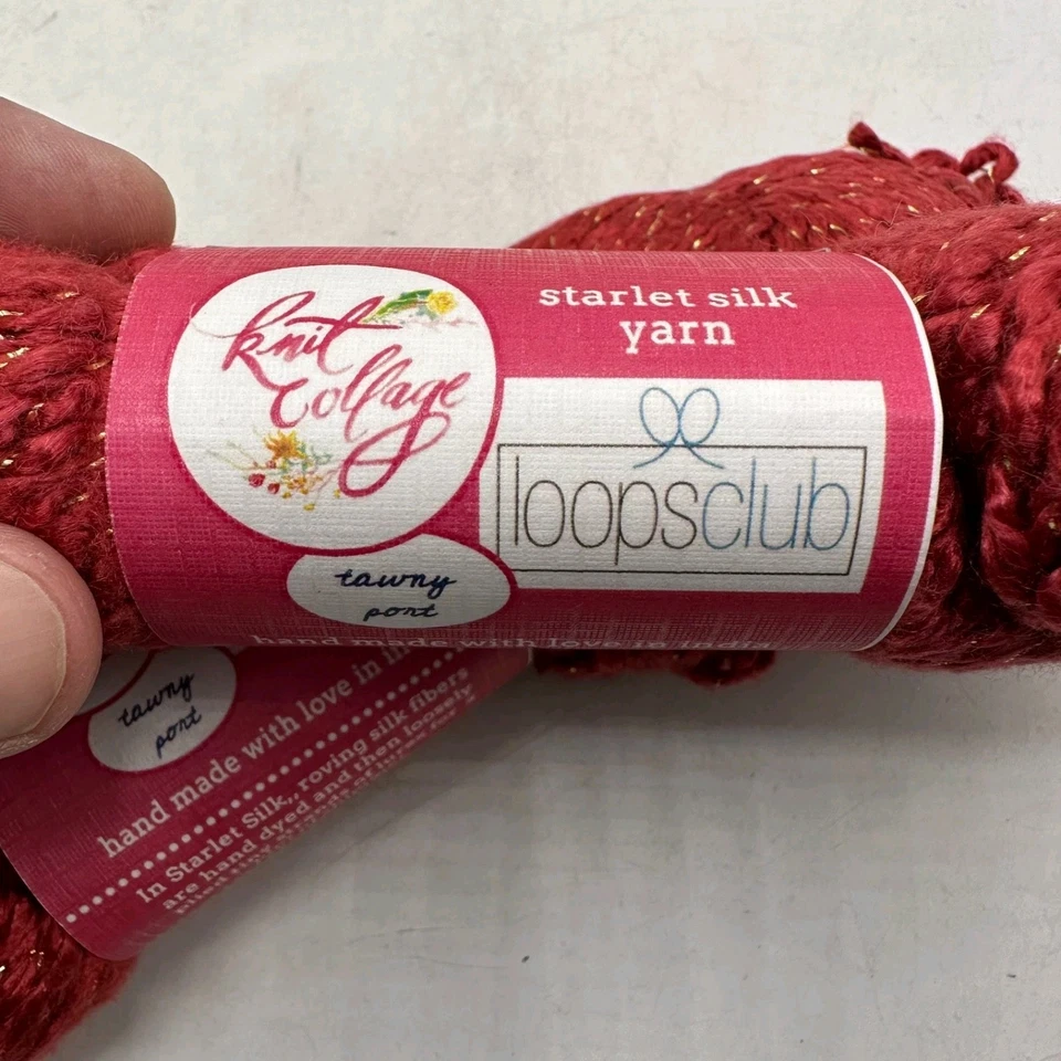 Lote de 2 madejas de hilo de seda Starlet hiladas a mano rojas con lurex dorado Foto 2 de 4