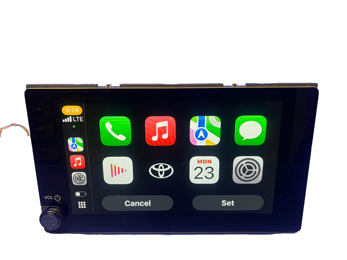 24 25 Toyota Corolla RADIO XM BT wireless APPLE CAR-PLAY & android