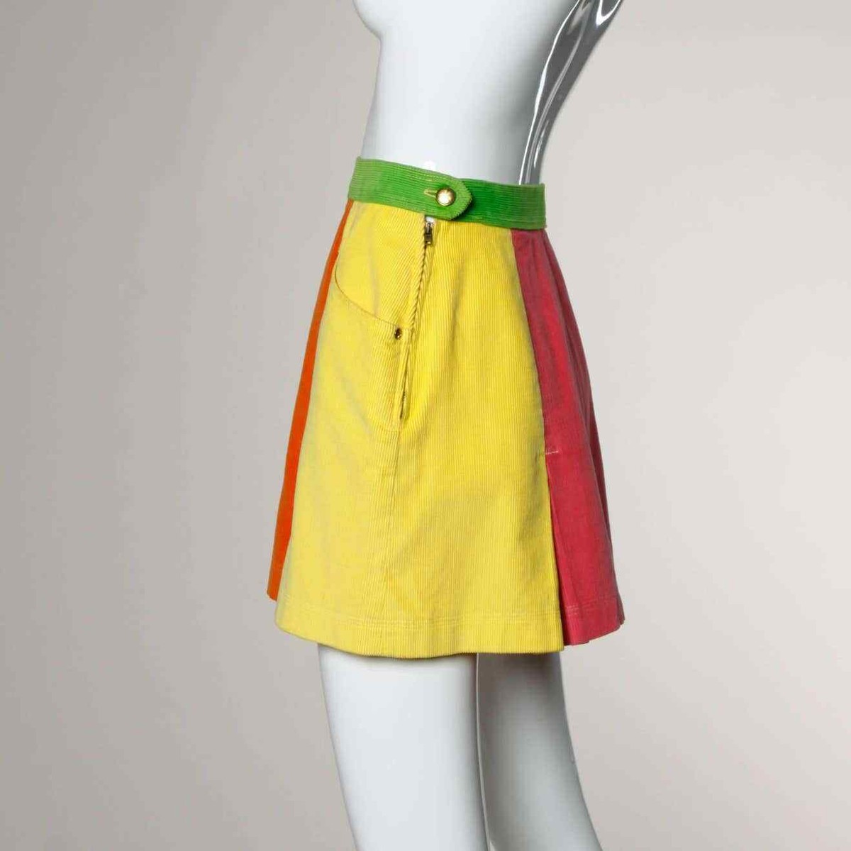 スカート Moschino Poplin Skirt s-l500.jpg