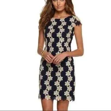 Lilly Pulitzer Barbara Navy Gold Two Tone Truly Petal Lace Sheath Dress Size 4