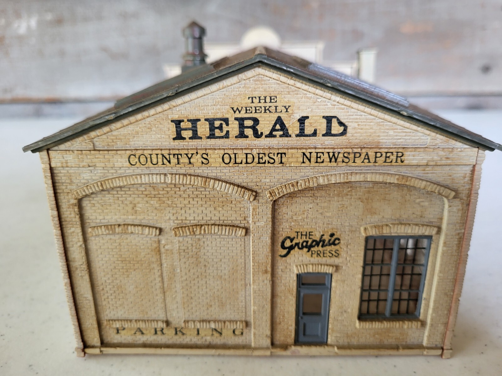 Ho Scale Tyco Honest Sam's Used Cars and The Weekly Herald Newspaper eBay