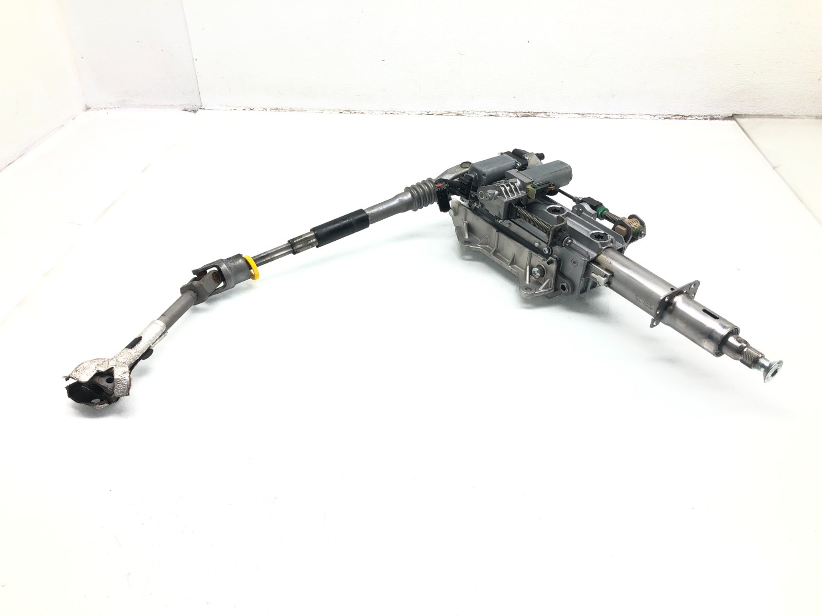 2014-2017 MASERATI GHIBLI S STEERING COLUMN W/ SHAFT OEM.