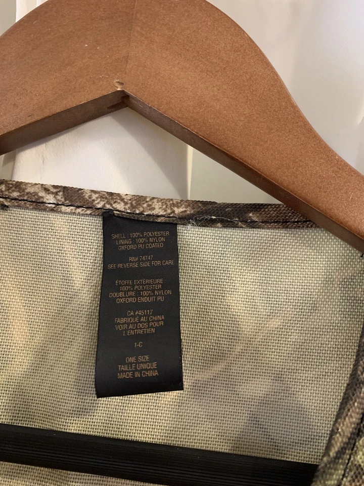 Realtree Hunting Camo Vest One Size - Image 3 of 4