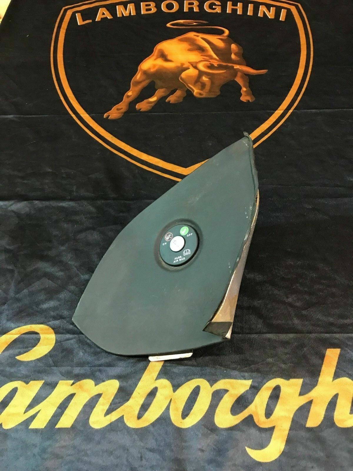 LAMBORGHINI MURCIELAGO PASSENGER RIGHT SIDE DASHBOARD COVER AIRBAG SWITCH OEM