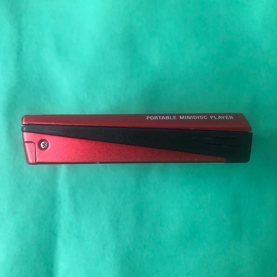 Reproductor Sony Walkman MD ROJO Modelo MZ-E75 sin Batería Foto 4 de 4