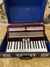 Vintage Accordion Worldmaster