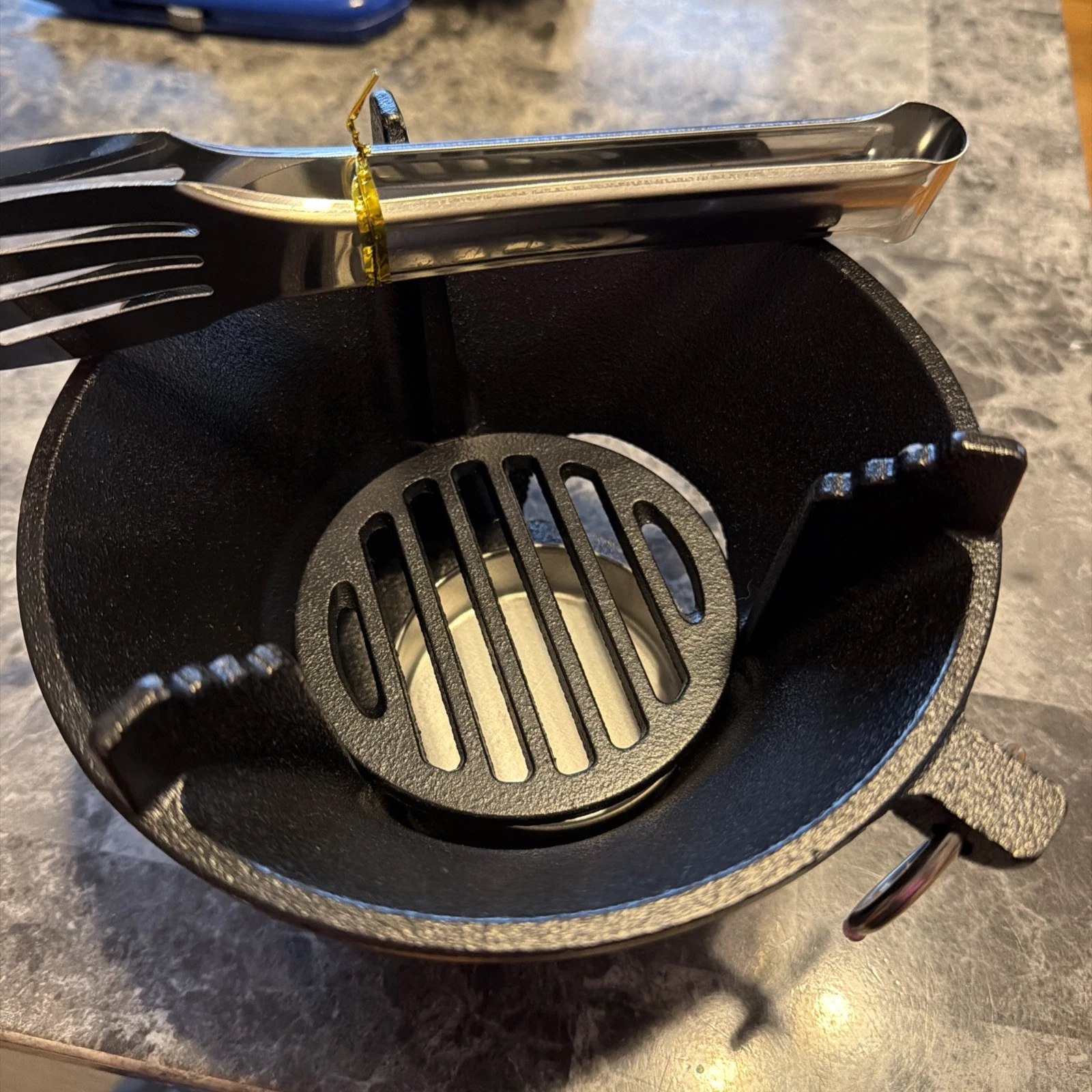 Mini 100% Cast Iron Hibachi Grill Japanese BBQ Charcoal Tabletop Portable New