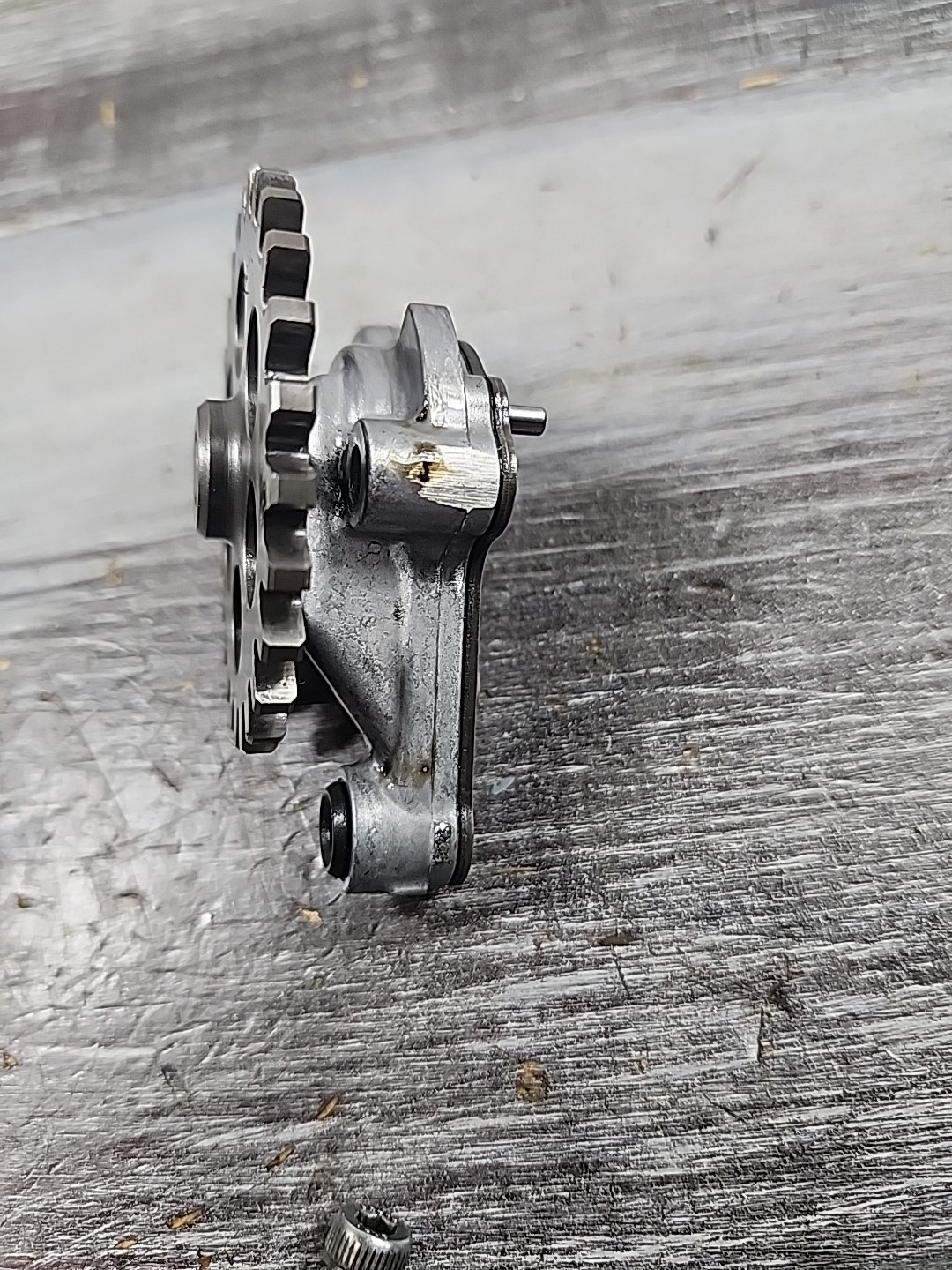 2014 - 2022 Yamaha YZ450F Oil Pump Assembly 1SL-13300-11-00 WR450F YZ450FX