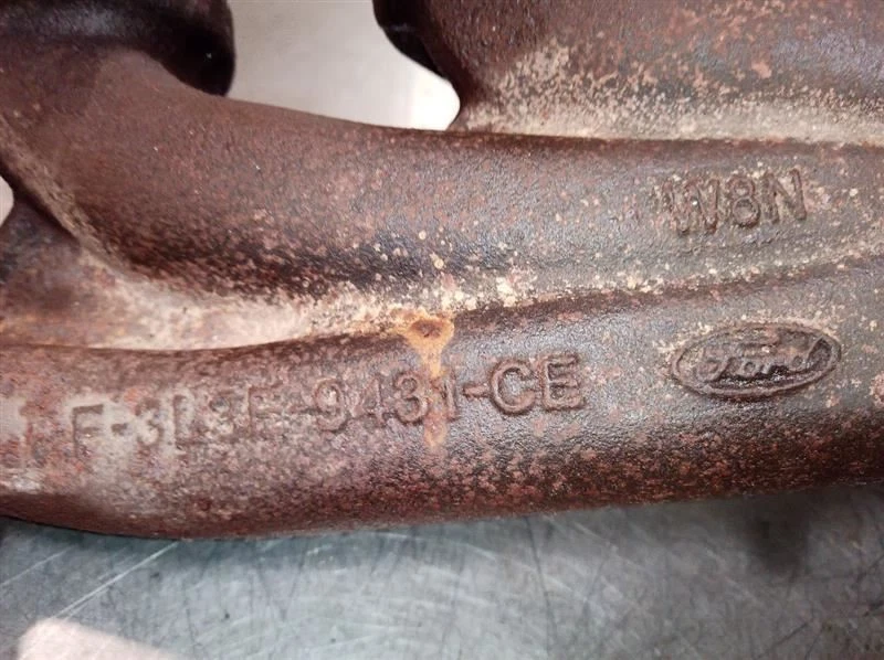 Colector de escape izquierdo conductor Ford F150 2005 5,4 L 9239533 Foto 3 de 4
