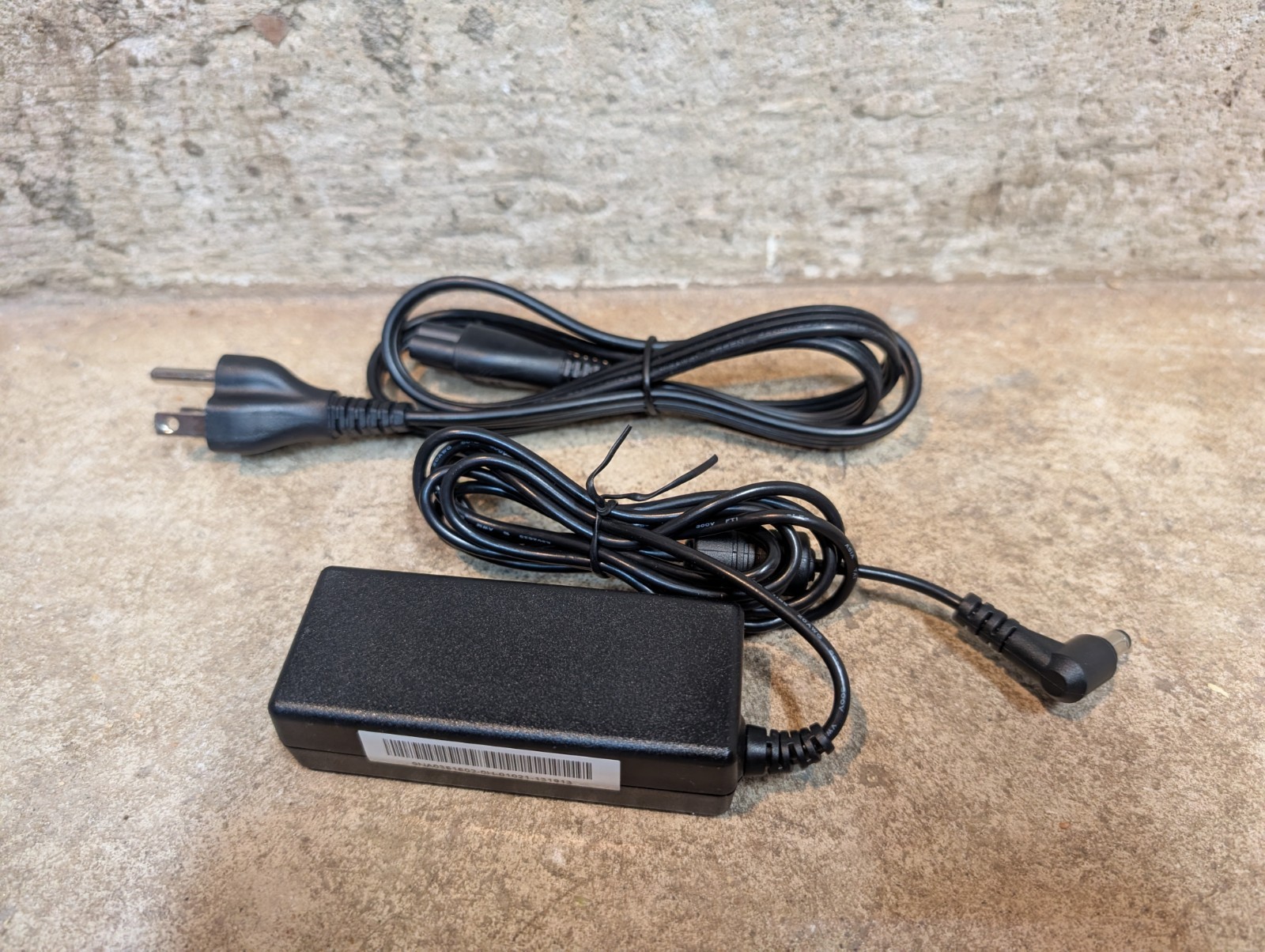 QNAP TS-112P Single Bay NAS + 2TB WD Red HDD and OEM Power Supply TESTED!!