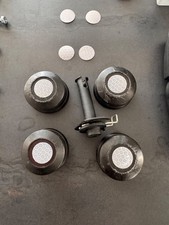 Hesba Kinderwagen Ersatzteile Kappen für Räder