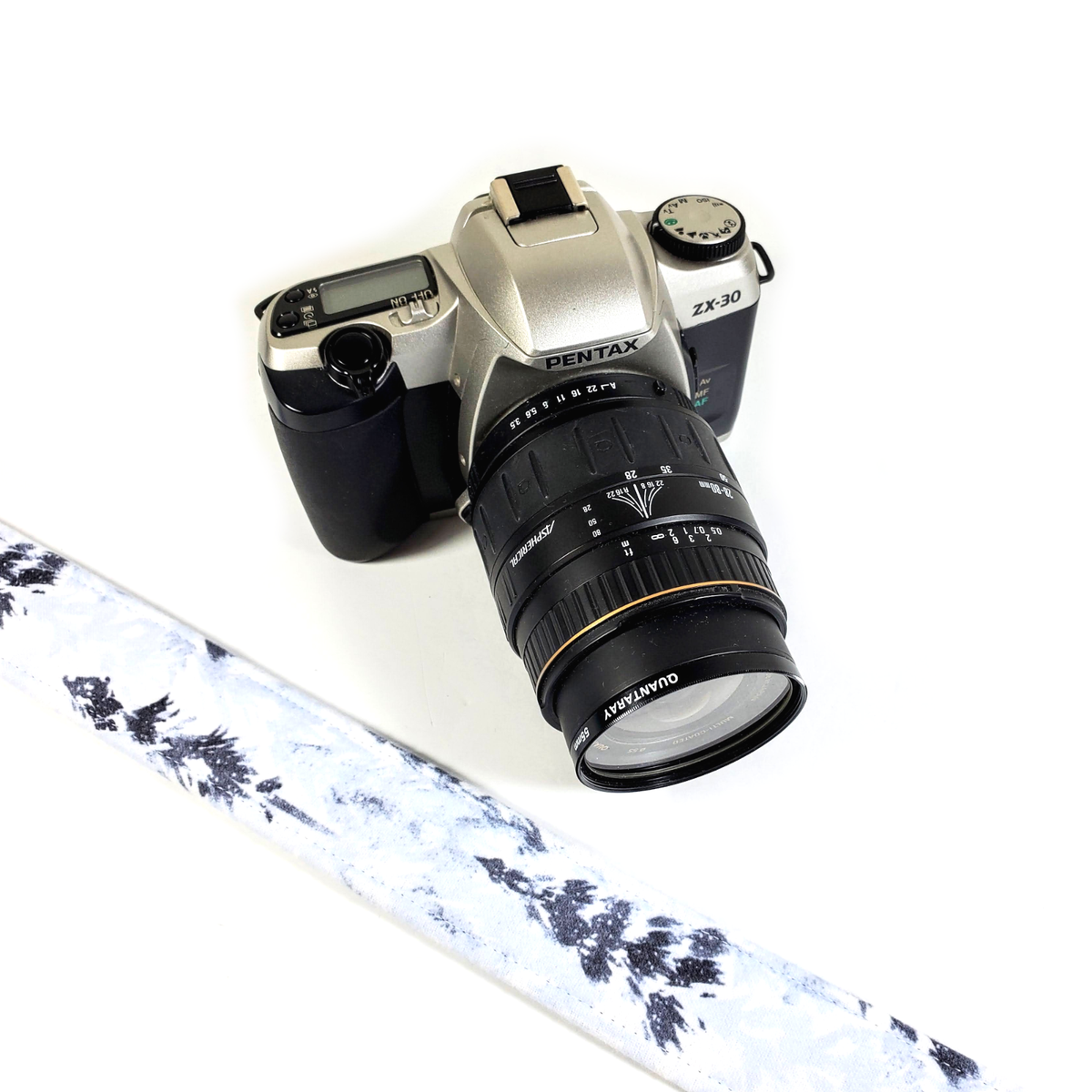ろぺ Pine Tree Camera Strap -Snowy Tree Camera Strap-Double Padded
