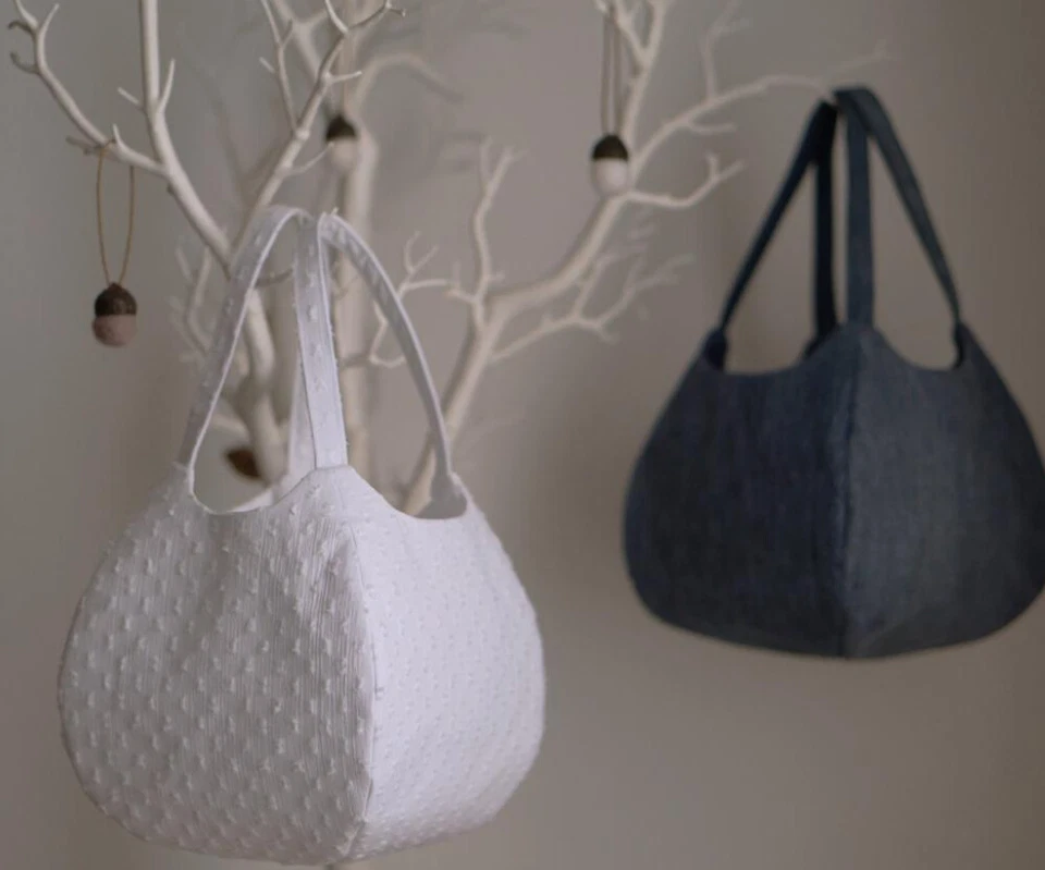 Paper Sewing Patterns and tutorials for Balloon Bag Round Puffy Handbag - Image 2 of 4