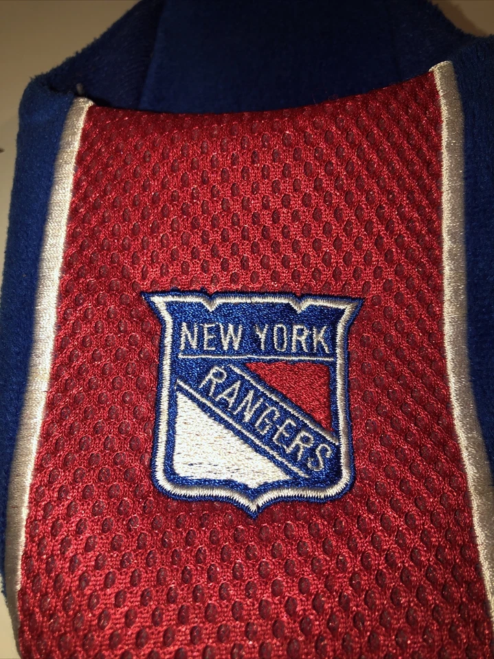 New York Rangers Youth 7/8 Slippers - Image 2 of 4