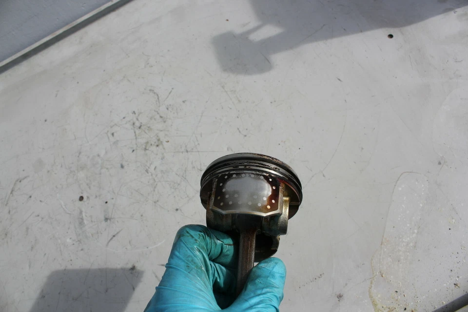 PISTÓN HONDA INSIGHT 11-14 (VN45) Foto 4 de 4