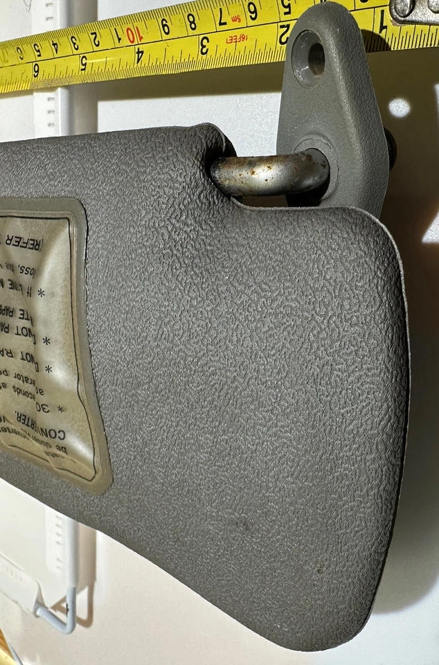 Parasol Datsun Nissan 210 Sunny genuino OEM raro lado del conductor LH 1979 Foto 3 de 4