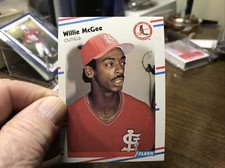 1988 Fleer Baseball FROM FACTORY SET # 42 Willie McGee