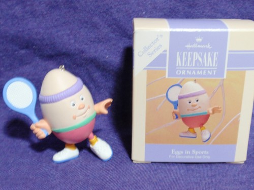 Eggs In Sports hallmark ornament #2 Easter egg tennis racket 1993 QEO833-2 MIB - 第 1/11 張圖片