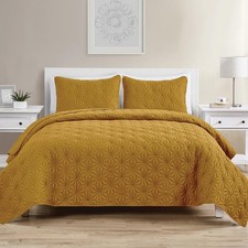 Kaleidoscope Quilt Set, Full/Queen 3-Piece, Gold