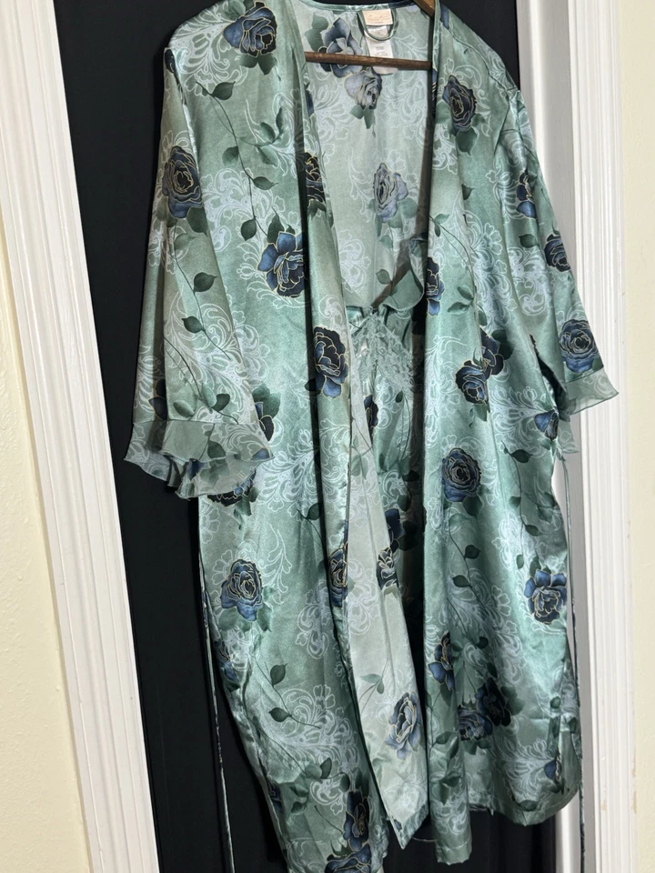 Vestido Secret Treasures Chemise 2X Verde azulado estampado floral dobladillo transparente hada kimono bata Foto 3 de 4