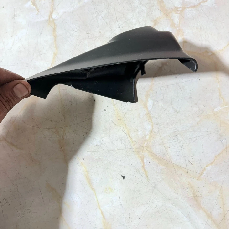 VOLVO V50 S40 C30 FRONT DOOR SPEAKER TWEETER TRIM COVER RIGHT 2007-2012 8679629 - Image 4 of 4