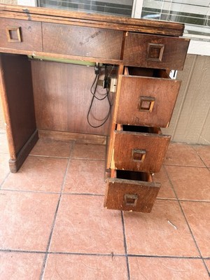 Adler 187 heavy duty sewing machine. Vintage 1950s Germany