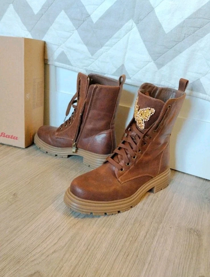 Stivaletto pelle con lacci e zip: Stivali, stivaletti e ghette | Rider