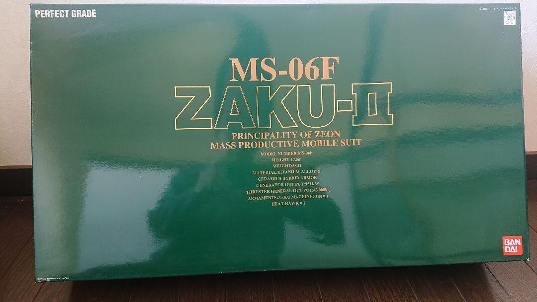 PG PERFECT GRADE 1/60 MS-06F ZAKU-II BANDAI 1/60 MOBILE SUIT