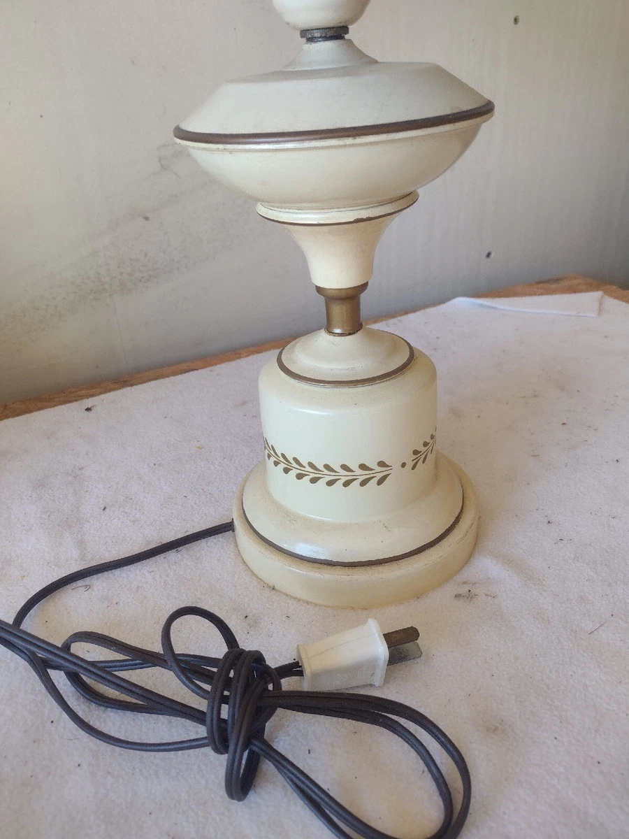 Vintage FRENCH COUNTRY Table Lamp Gold Metal Tole Shade Portable