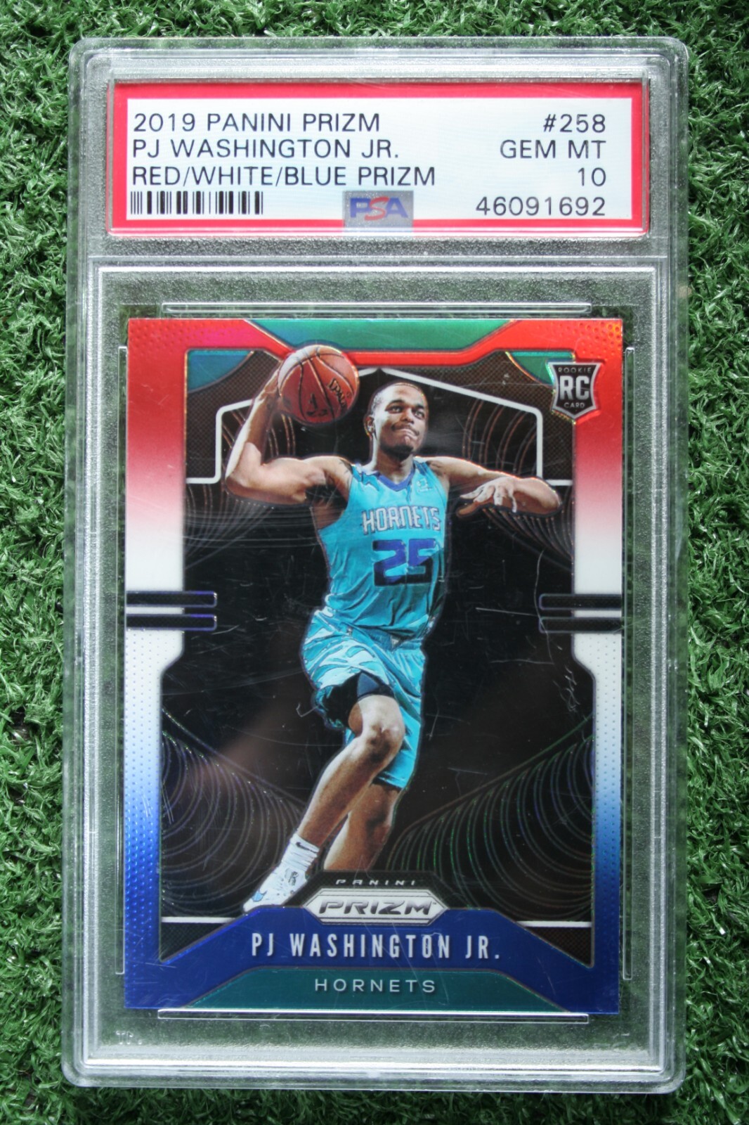 2019-20 Gold Prizm PJ Washington NBA カード 2019-20 Gold Prizm PJ Washington NBA カード