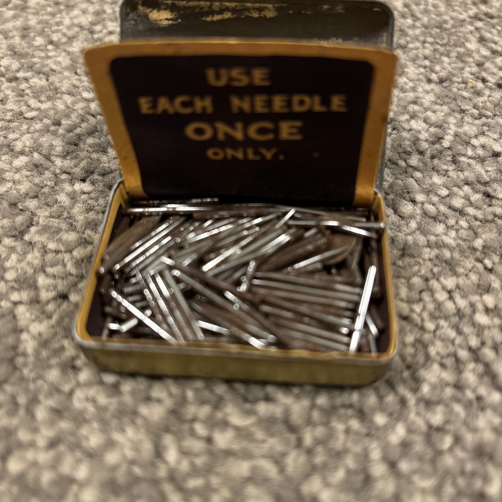 Songster pickup needles box for gramophones Box And Needles Rusty eBay