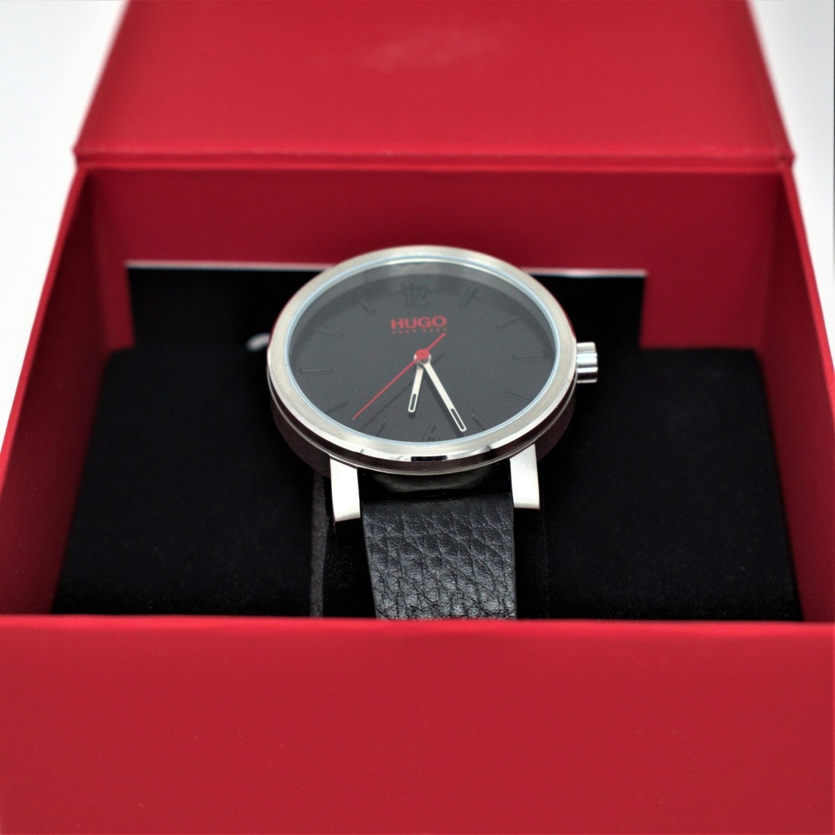 Hugo Boss 1530115 Men's RAISE Leather Strap Watch, Black UK