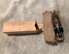 1 NOS CV-1501 British Valve Tube 10E/389 Vacuum Pentode Power Output GVT Box