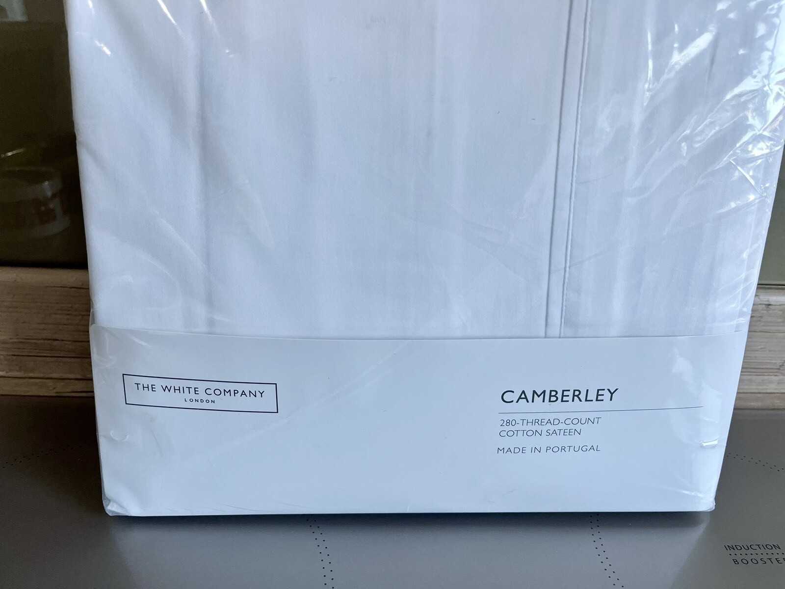 The White Company Bedding Camberly Superking Duvet Cover & 2