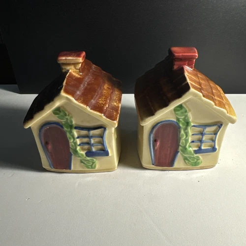 SHAWNEE COTTAGE SALT PEPPER SET