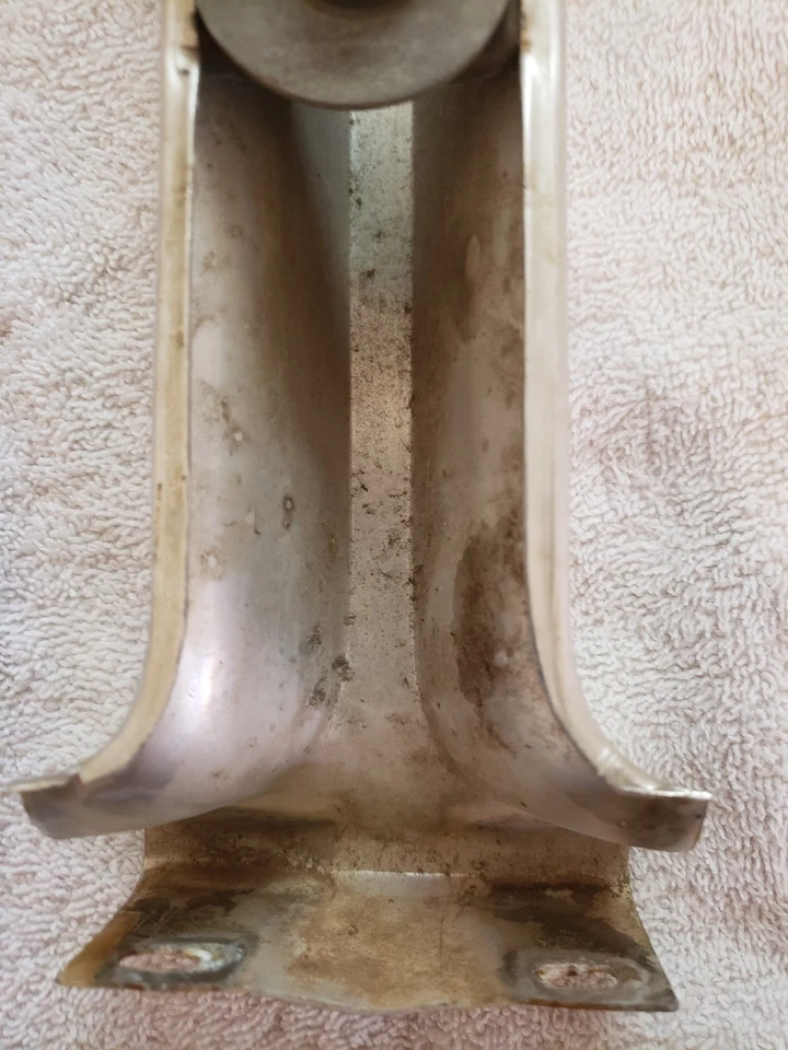 Dodge Coronet 440 500 1966 MOPAR parrilla barra central sección y herrajes correctos Foto 4 de 4