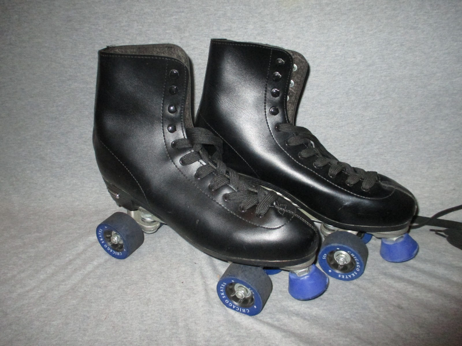 Mens Size 12 Black - Blue Wheels Chicago Skates 8601k