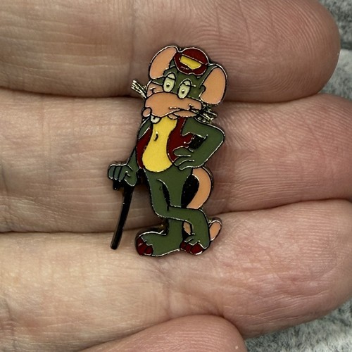 1988 Showbiz Pizza Time Theater Chuck E Cheese With Cane Enamel Pin Pinback