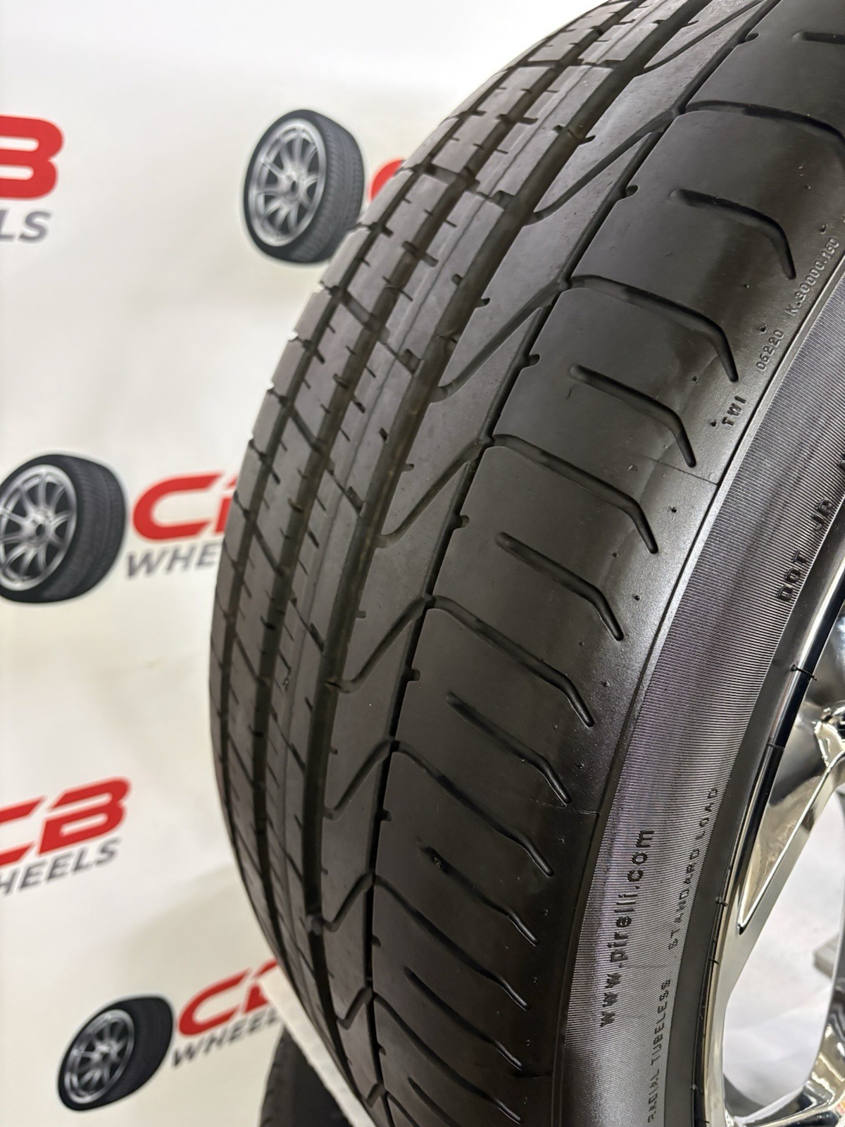 Lamborghini Urus 22” OEM Chrome Takeoff Wheels And Tires
