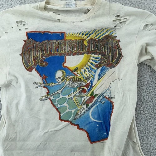 TRASHED DISTRESSED Vintage Grateful Dead T-Shirt S/M Ro 1980s vintage concert t-shirt, vintage, single stitch, B+ condition