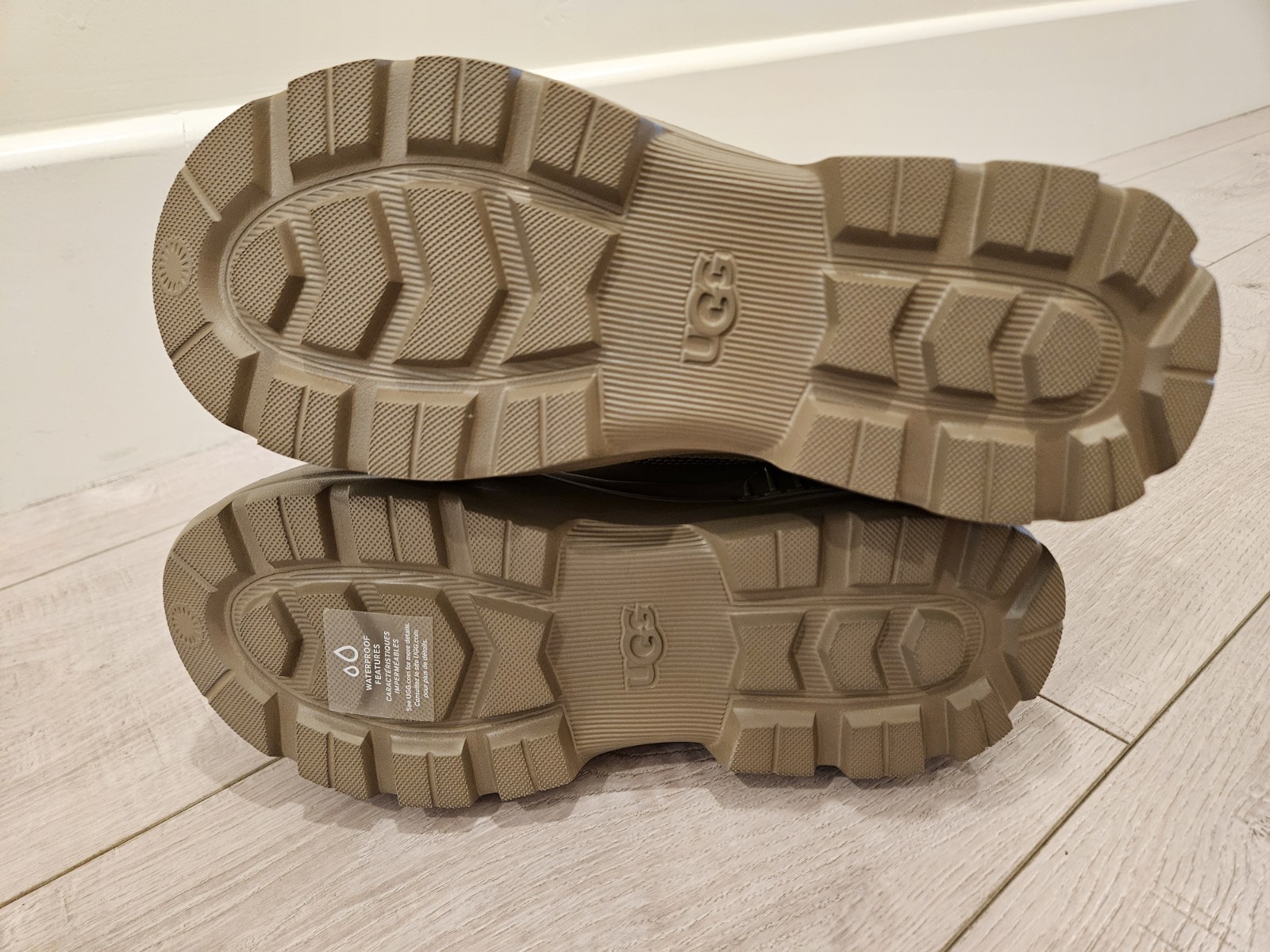 NEW UGG SIZE 8.5 WOMEN'S NEUMEL X ZIP  MUSTARD SEED ANKLE BOOTS CAMBODIA image 8