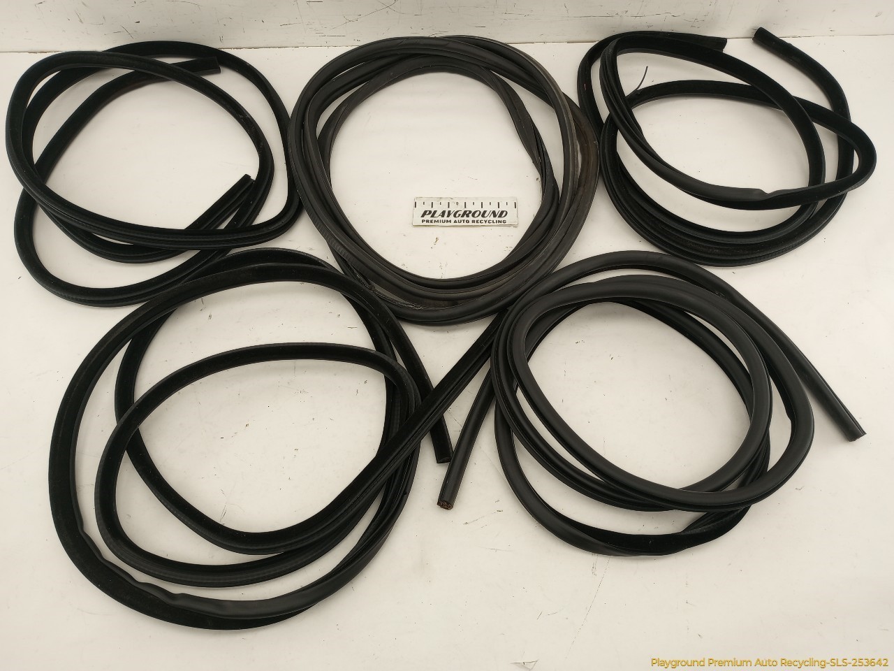 Range Rover HSE L322 Set Of Body Closure Seal Weatherstrip Fits 2010-2012 10 11