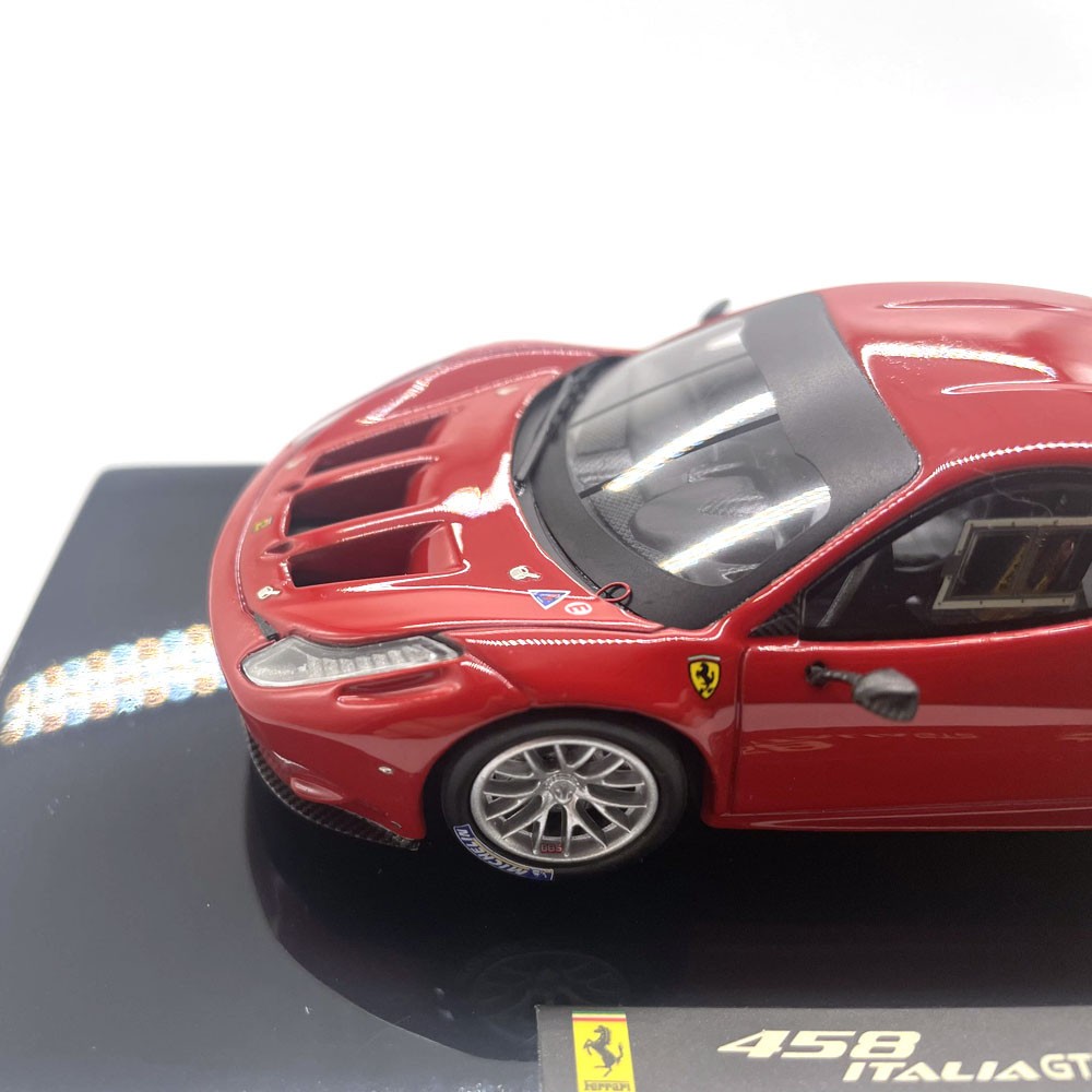 Hot Wheels 1:43 Scale Die-Cast Model Car Ferrari 458 Italia GT2