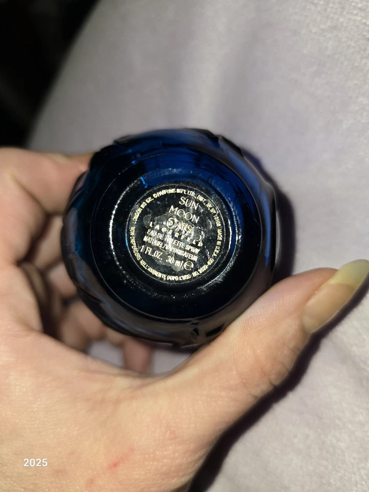 Eau de Toilette Spray Vintage Sun Moon Stars por Lagerfeld para Mujer 1 OZ  Foto 2 de 2