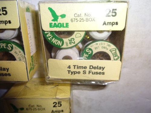 3 Boxes of 4 (12 Total) New Eagle 675-25 Box 25 Amp Type S Time Delay Fuse - Picture 4 of 4