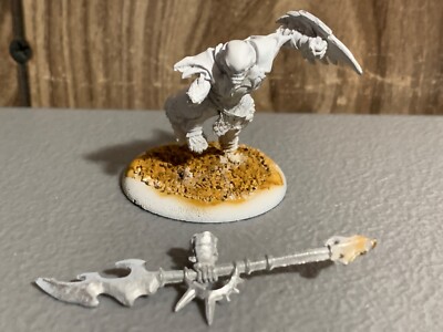 A6886 WARMACHINE HORDES MINIONS TOTEM HUNTER METAL
