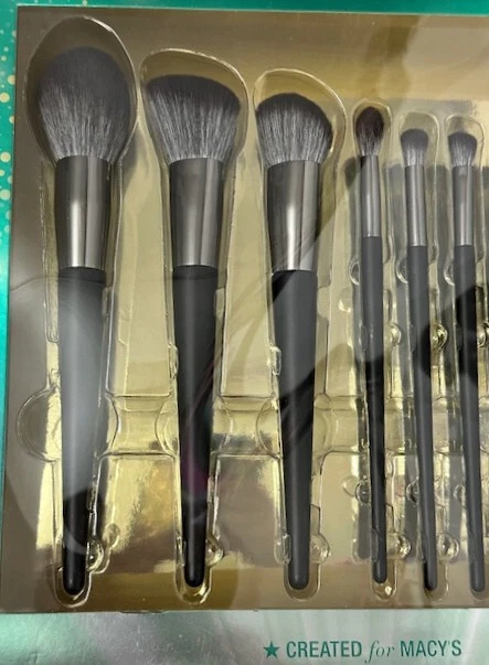 Juego de brochas de maquillaje artístico de 10 piezas creadas para Macy's NUEVO EN CAJA Foto 2 de 4