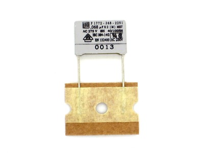 1x 0,068µF X2 275V~ AC ERO F1772-368-2291 MKT (0,068uF,68nF,Kondensator)T283