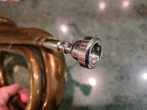 Vintage Brass Hunting Horn 1960s England or France Nickel Plated Mouthpiece Chai - Picture 5 of 10