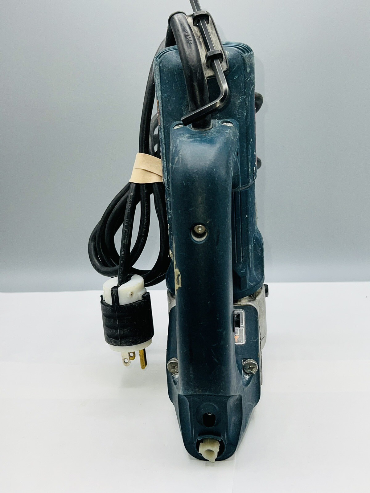 Bosch 1587AVS Variable Speed Jig Saw W/Carrying Case Extra Blades Base